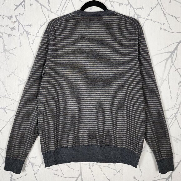 Banana Republic Gray Stripe 100% Merino Wool Lightweight V-Neck Sweater - Picture 2 of 3